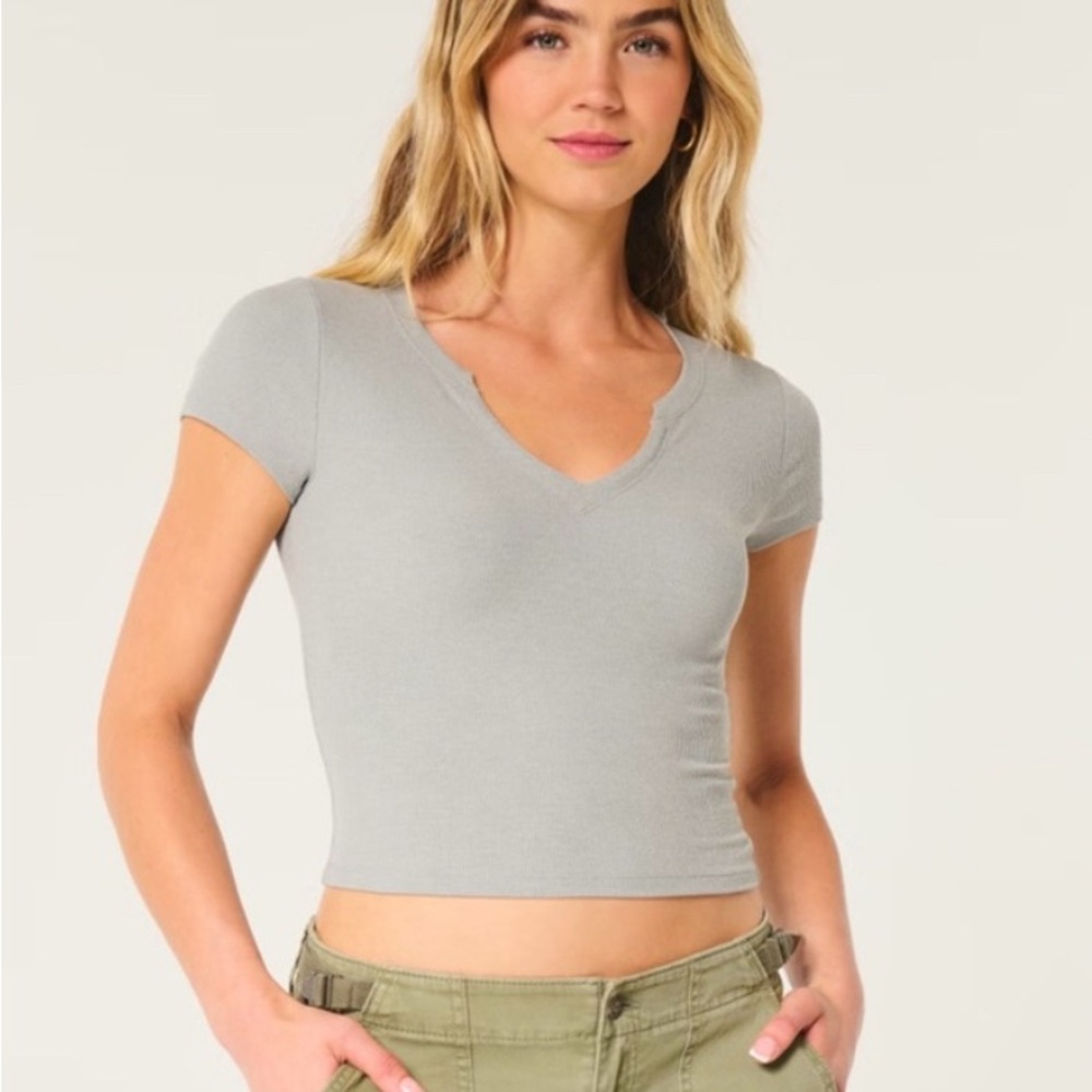Hollister Ribbed Seamless Fabric Notch Neck Baby Tee
